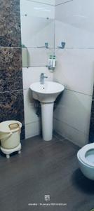 Bathroom Image of 1000 Sq.ft 1 BHK Builder Floor for rent in Urban Estate Jalandhar for Rs. 17000