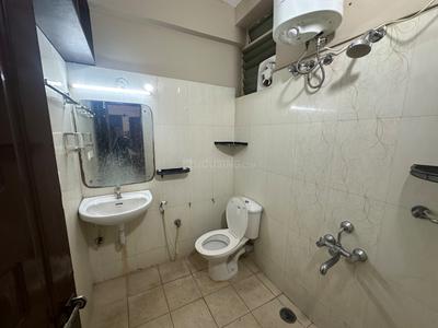 Image of 1200 Sq.ft 2 BHK Apartment / Flat for rent in Basapura, Bengaluru for Rs. 30000