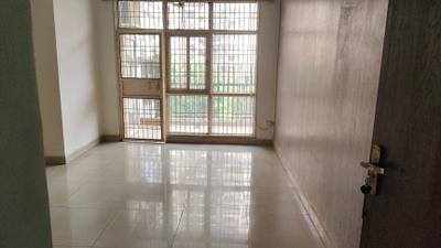 Living Room Image of 1100 Sq.ft 2 BHK Apartment / Flat for rent in Panchsheel Wellington, Crossings Republik Ghaziabad for Rs. 20000
