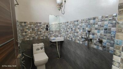 Bathroom Image of 5100 Sq.ft 1 RK Villa for rent in Tonk Road Jaipur for Rs. 12000