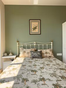Bedroom Image of 2000 Sq.ft 3 BHK Apartment / Flat for rent in Panjim Goa for Rs. 150000
