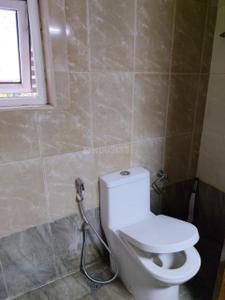 Bathroom Image of 1600 Sq.ft 3 BHK Apartment / Flat for rent in ETA The Gardens, Binnipete Bengaluru for Rs. 56000