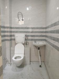 Common Bathroom Image of 500 Sq.ft 2 BHK Builder Floor for sale in New Ashok Nagar New Delhi for Rs. 3800000