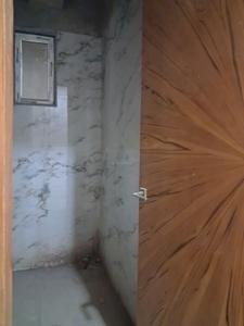 Common Bathroom Image of 1650 Sq.ft 4 BHK Apartment / Flat for sale in DM Infra, Sector 104 Noida for Rs. 8499999