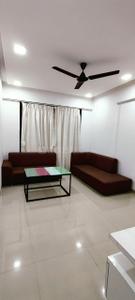 Living Room Image of 750 Sq.ft 2 BHK Apartment / Flat for rent in Paschim Putiary Kolkata for Rs. 16000