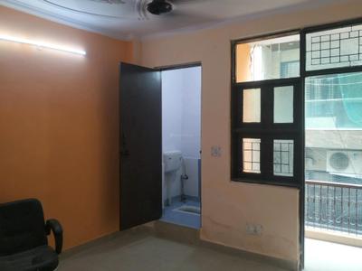 Bedroom Image of 550 Sq.ft 2 BHK Builder Floor for rent in Patparganj New Delhi for Rs. 20000