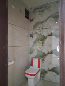 Common Bathroom Image of 1000 Sq.ft 2 BHK Apartment / Flat for sale in Sector 74 Noida for Rs. 3300000