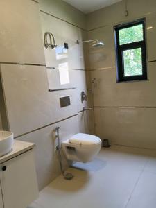 Common Bathroom Image of 3200 Sq.ft 4 BHK Builder Floor for sale in Palam Vihar Gurgaon for Rs. 32500000