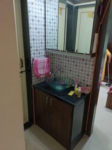 Kitchen Image of 750 Sq.ft 1 BHK Apartment / Flat for rent in Vaishnavi Sahil Heights, Pimple Nilakh Pune for Rs. 25000