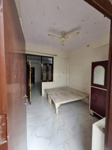 Hall Image of 800 Sq.ft 2 BHK Apartment / Flat for rent in Hazratganj Lucknow for Rs. 16000