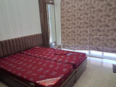 Bedroom Image of 2140 Sq.ft 3 BHK Apartment / Flat for rent in Shalimar Grand, Butler Colony Lucknow for Rs. 90000