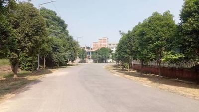 Image of 120 Sq.ft Residential Plot / Land for sale in Sector Xu 1, Greater Noida for Rs. 20000000
