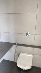 Bathroom Image of 2330 Sq.ft 4 BHK Apartment / Flat for rent in Treeland, Gangapur Nashik for Rs. 50000