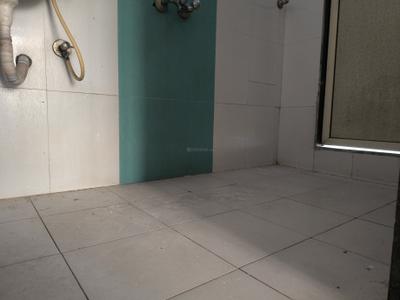 Bathroom Image of 625 Sq.ft 1 BHK Apartment / Flat for rent in Ratna Enclave, Kalamboli Navi Mumbai for Rs. 18000