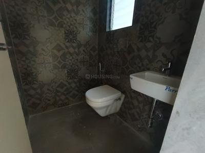 Bathroom Image of 550 Sq.ft 1 BHK Apartment / Flat for rent in ALF Fortune Vue 1, Byculla Mumbai for Rs. 50000