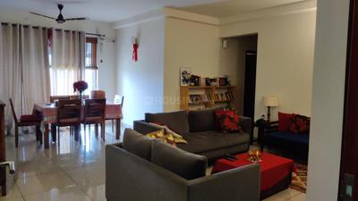 Hall Image of 1304 Sq.ft 2 BHK Apartment / Flat for sale in Prestige Royale Gardens, Yelahanka Bengaluru for Rs. 16500000