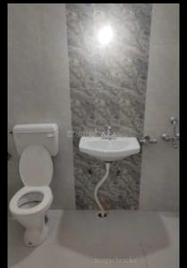 Bathroom Image of 1900 Sq.ft 4 BHK Apartment / Flat for rent in Jankipuram Extension Lucknow for Rs. 21000