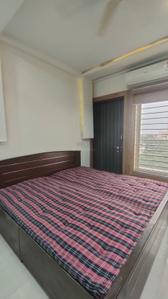 Image of 1000 Sq.ft 2 BHK Apartment / Flat for rent in Aaksm Lotus Emprilla Phase 1, Arera Colony, Bhopal for Rs. 25000