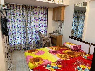 Bedroom Image of 650 Sq.ft 1 RK Apartment / Flat for rent in Chembur Mumbai for Rs. 40000