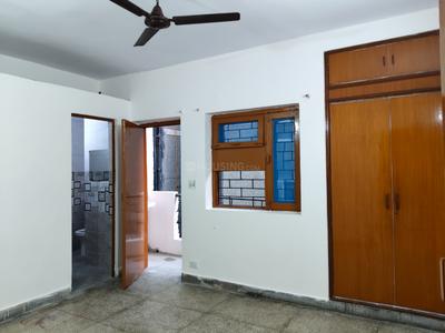 Bedroom Image of 950 Sq.ft 2 BHK Apartment / Flat for sale in Siddh Apartment, Patparganj New Delhi for Rs. 15500000
