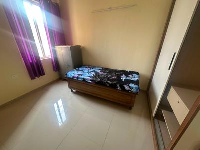 Bedroom Image of 800 Sq.ft 3 BHK Apartment / Flat for rent in Pyramid Altia, Sector 70 Gurgaon for Rs. 35000