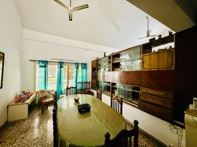 Image of 2500 Sq.ft 4 BHK Independent House for sale in M.G. Road, Kochi for Rs. 80000000