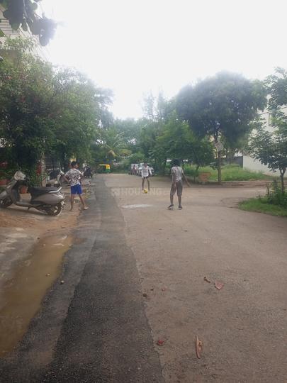 Park Square Avenue Main Image 1