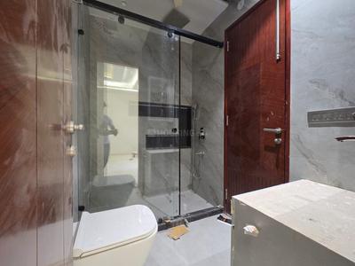 Bathroom Image of 1350 Sq.ft 3 BHK Builder Floor for sale in Surajmal Vihar New Delhi for Rs. 31000000
