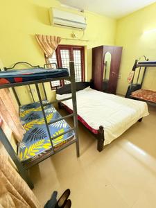 Bedroom Image of 3000 Sq.ft 5 BHK Independent House for sale in Vennala Kochi for Rs. 22500000