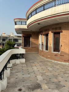 Building Image of 5189 Sq.ft 8 BHK Independent House for sale in Moti Bagh Jagraon for Rs. 16500000