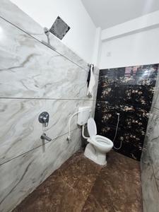 Bathroom Image of 250 Sq.ft 1 RK Apartment / Flat for rent in Mahalakshmi Nagar Indore for Rs. 8000