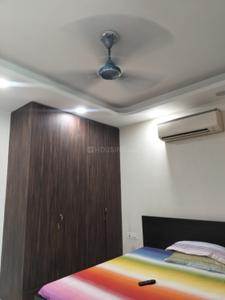 Bedroom Image of 1350 Sq.ft 3 BHK Builder Floor for sale in Paschim Vihar New Delhi for Rs. 24000000