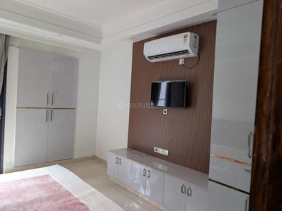 Bedroom Image of 2500 Sq.ft 3 BHK Builder Floor for rent in HUDA Plot Sector 42, Sector 42 Gurgaon for Rs. 95000