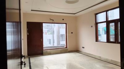 Bedroom Image of 3200 Sq.ft 3.5 BHK Builder Floor for rent in Sector 46 Noida for Rs. 70000