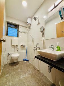 Bathroom Image of 1050 Sq.ft 2 BHK Apartment / Flat for rent in Sharnam Residency, Zadeshwar Bharuch for Rs. 15000