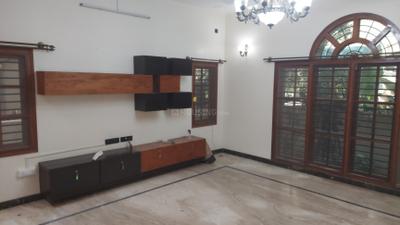 Living Room Image of 2400 Sq.ft 4 BHK Independent House for rent in HSR Layout Bengaluru for Rs. 210000