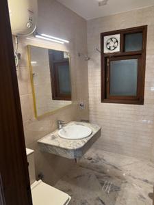 Bathroom Image of 2250 Sq.ft 3 BHK Apartment / Flat for rent in Property Floors In Anand Niketan, Moti Bagh South New Delhi for Rs. 220000