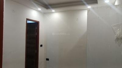 Bedroom Image of 700 Sq.ft 3 BHK Builder Floor for sale in Sector 7 Rohini New Delhi for Rs. 9000000