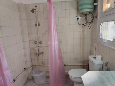 Image of 900 Sq.ft 1 BHK Builder Floor for rent in Sarvapriya Vihar, New Delhi for Rs. 45000