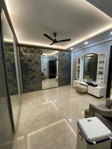 Bedroom Image of 4050 Sq.ft 4 BHK Builder Floor for sale in Model Town New Delhi for Rs. 70000000