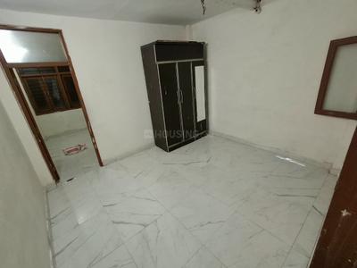 Bedroom Image of 585 Sq.ft 2 BHK Builder Floor for rent in Khirki Extension New Delhi for Rs. 14000