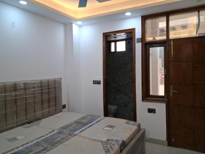 Bedroom Image of 1500 Sq.ft 4 BHK Apartment / Flat for sale in JMD Aashirwad Apartment, Sector 73 Noida for Rs. 5800058