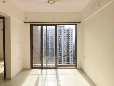 Living Room Image of 498 Sq.ft 1 BHK Apartment / Flat for rent in Runwal My City Phase II Cluster 05 Part I, Usarghar Thane for Rs. 10000