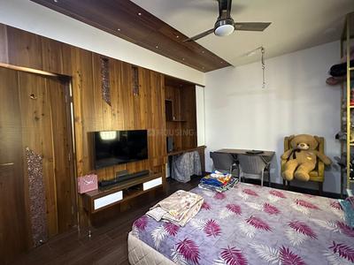 Bedroom Image of 5000 Sq.ft 4 BHK Villa for rent in Pushpak Bungalows, Ambli Ahmedabad for Rs. 100000
