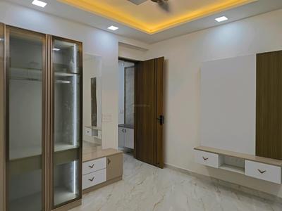 Bedroom Image of 1850 Sq.ft 4 BHK Builder Floor for sale in Vasundhara Ghaziabad for Rs. 18000000