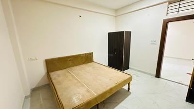 Bedroom Image of 1500 Sq.ft 2 BHK Builder Floor for rent in Vishnu Puri Colony Indore for Rs. 20000