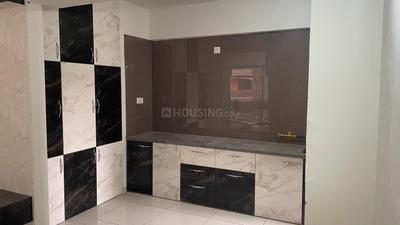 Bathroom Image of 1450 Sq.ft 3 BHK Apartment / Flat for rent in Zaveri Greens, Ghuma Ahmedabad for Rs. 21000