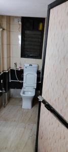 Bathroom Image of 250 Sq.ft 1 RK Apartment / Flat for sale in Ghatkopar East Mumbai for Rs. 5500000