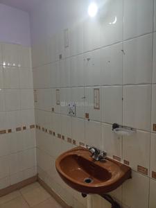 Bathroom Image of 2350 Sq.ft 4 BHK Apartment / Flat for sale in DDA SFS, Sarita Vihar New Delhi for Rs. 35200000