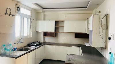 Kitchen Image of 1650 Sq.ft 3 BHK Apartment / Flat for rent in Arsha Sumangalam, Vrindavan Yojana Lucknow for Rs. 45000